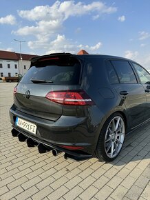 Volkswagen Golf 7 GTI Performance - 11