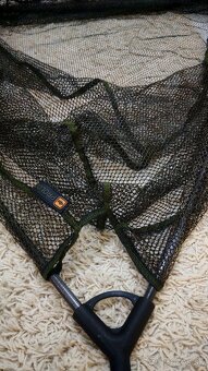 Podberák Prologic C3 Fulcrum Ridgid Framed Landing Net - 11