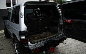 Mitsubishi Pajero 2.5 TD GLX 73kW - 11