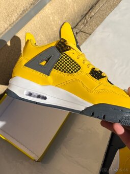 Jordan 4 - 11