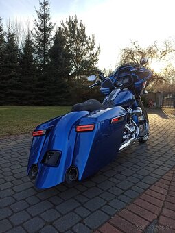 Road Glide 114 Bagger - 11