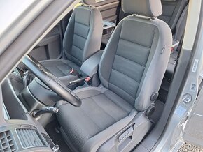 Volkswagen Touran 1.6TDi Comfortline NAVI, HF - 11