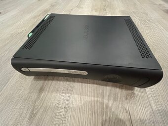 Xbox 360 + príslušenstvo - 11