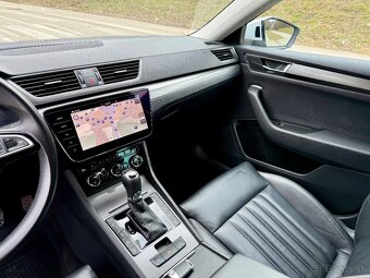 ŠKODA SUPERB COMBI 2.0TDI DSG EXTRA BOHATÁ VÝBAVA - 11