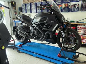 Ducati Diavel - 11