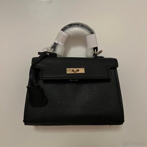 Nová elegantná čierna kabelka crossbody - 11