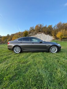 BMW 520d F10 135 KW 2011, Slovenské auto - 11