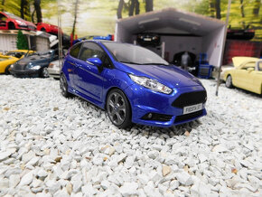 model auta Ford Fiesta ST Mk7 Otto mobile 1:18 - 11