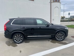 Volvo XC90 - 11