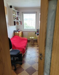 4- izbový byt na Zadunajskej ceste - SKVELÁ LOKALITA - 11