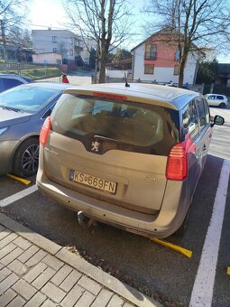 Predám Peugeot 5008 - 11