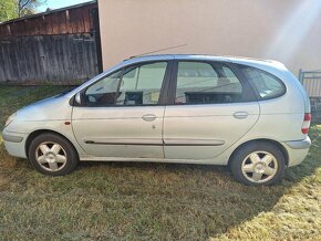 Renault Scenic 1.9dCi - 11