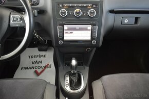 Volkswagen Touran 2,0 TDI, Highline,DSG,navigace - 11