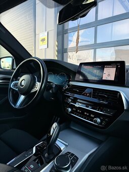 BMW 540i xDrive A/T - MPACKET - 11