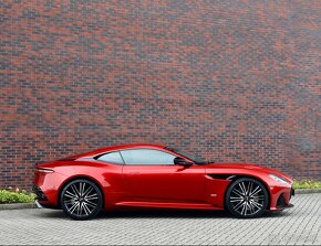 ASTON MARTIN DBS 5.2 V12 533KW, 725PS AT, 5204ccm, - 11