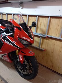 Honda cbr1000rr - 11