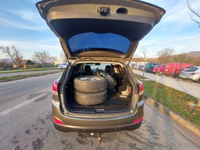 Hyundai ix35 2.0 CRDi VGT Comfort 4x4 - 11