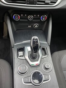 Alfa Romeo Stelvio 2.2 JTD 190k Business AWD A/T - 11