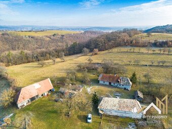 Rodinný dom / laznícka usadlosť + 6,8 ha pozemok v Krupine - 11