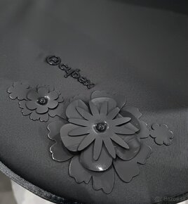 NOVÝ CYBEX PRIAM 4.0 2022 BLACK SIMPLY FLOWERS GREY - 11