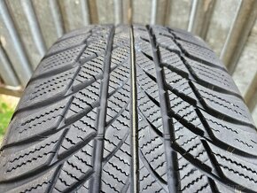 Špičkové zimné pneu Bridgestone Blizzak LM001 - 205/60 r16 - 11