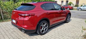 Alfa Romeo Stelvio 2.2 JTDM 210k Super AWD A/T plná výbava - 11