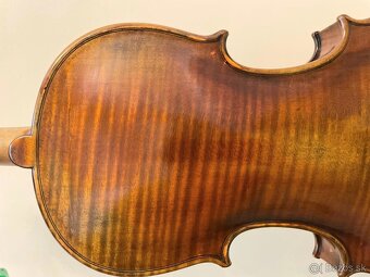 husle 4/4 model Stradivari ( olejovy lak) - 11