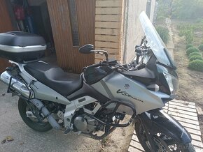 Suzuki 650 Vstrom - 11