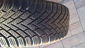 4 ks ZIMNÉ 195/65 R15 95T a 91T cca 5-6 mm od 15,-€/kus - 11