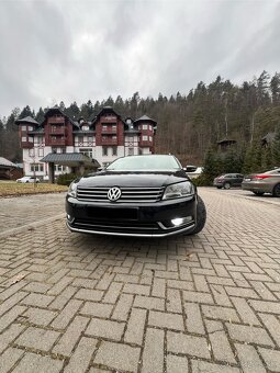 Volkswagen Passat 2.0 TDI HIGHLINE - 11