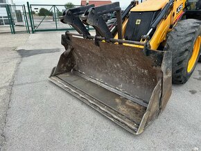 JCB 2012 VIN 696 - 11