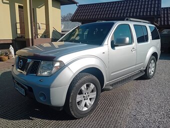 Predám Nissan Patfinder 2.5 dCI MT6 7- miestny - 11