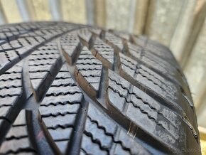 Špičkové zimné pneu Bridgestone Blizzak LM001 - 195/55 r16 - 11