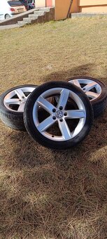 225/45 R17 5x112 - 12