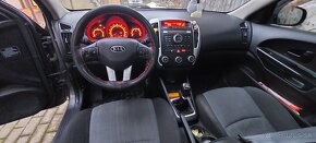 Kia Ceed Combi SW - 12