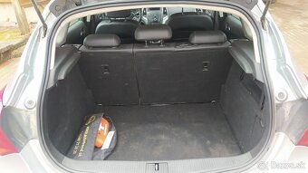 Predám Opel Astra J 2013 - 12