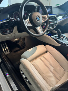 BMW 540i xDrive, 250kW, 2018/41 000 km - 12