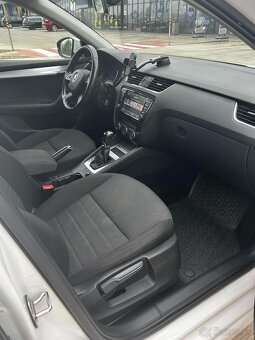 Škoda Octavia kombi 2.0 ambiente - 12