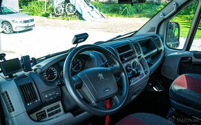 Peugeot Boxer Minibus 16+1 3.0 HDi - 12