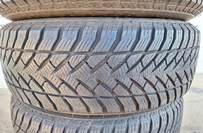 Zimne pneu 235/60 R18 GoodYear UltraGrip+ - 12