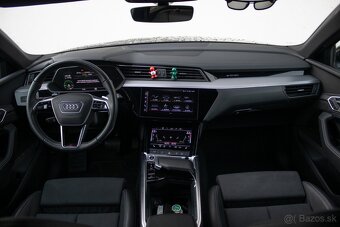 Audi E-tron 55 quattro Advanced - 12