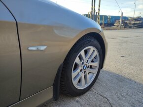 BMW 325i E90 - 12