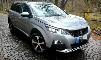 Peugeot 5008 1.6T 121kw 7miest - 12