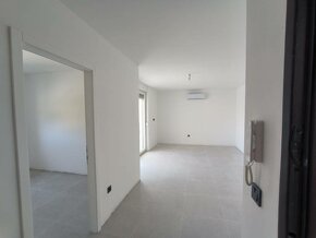 CHORVÁTSKO - Nové 4-izbové apartmány - GREBAŠTICA - 12