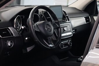 Mercedes-Benz GLE SUV 350d 4matic A/T - 12