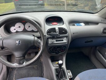 Peugeot 206 - 12