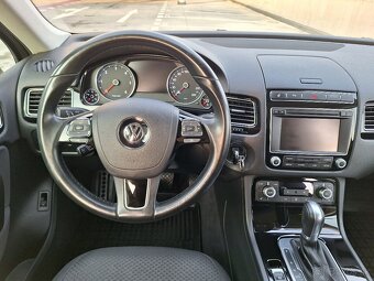 Volkswagen Touareg 3.0 TDI - 12