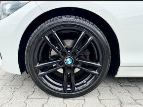 BMW Rad 1 120d xDrive M Sport A/T - 12