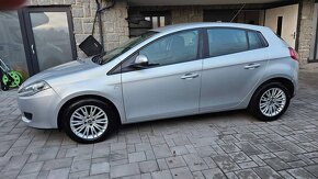 Fiat Bravo II 1.4 16V 66 kW 2013, naj.93 tis km STK 10/25 - 12