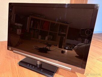 LCD monitor HP model HP x2301 - 12